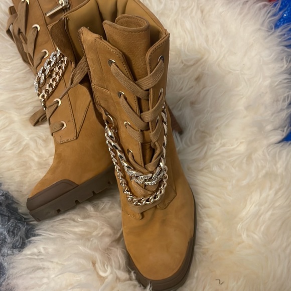 **NEVER WORN** Karl Lagerfeld boots!! - Picture 2 of 4